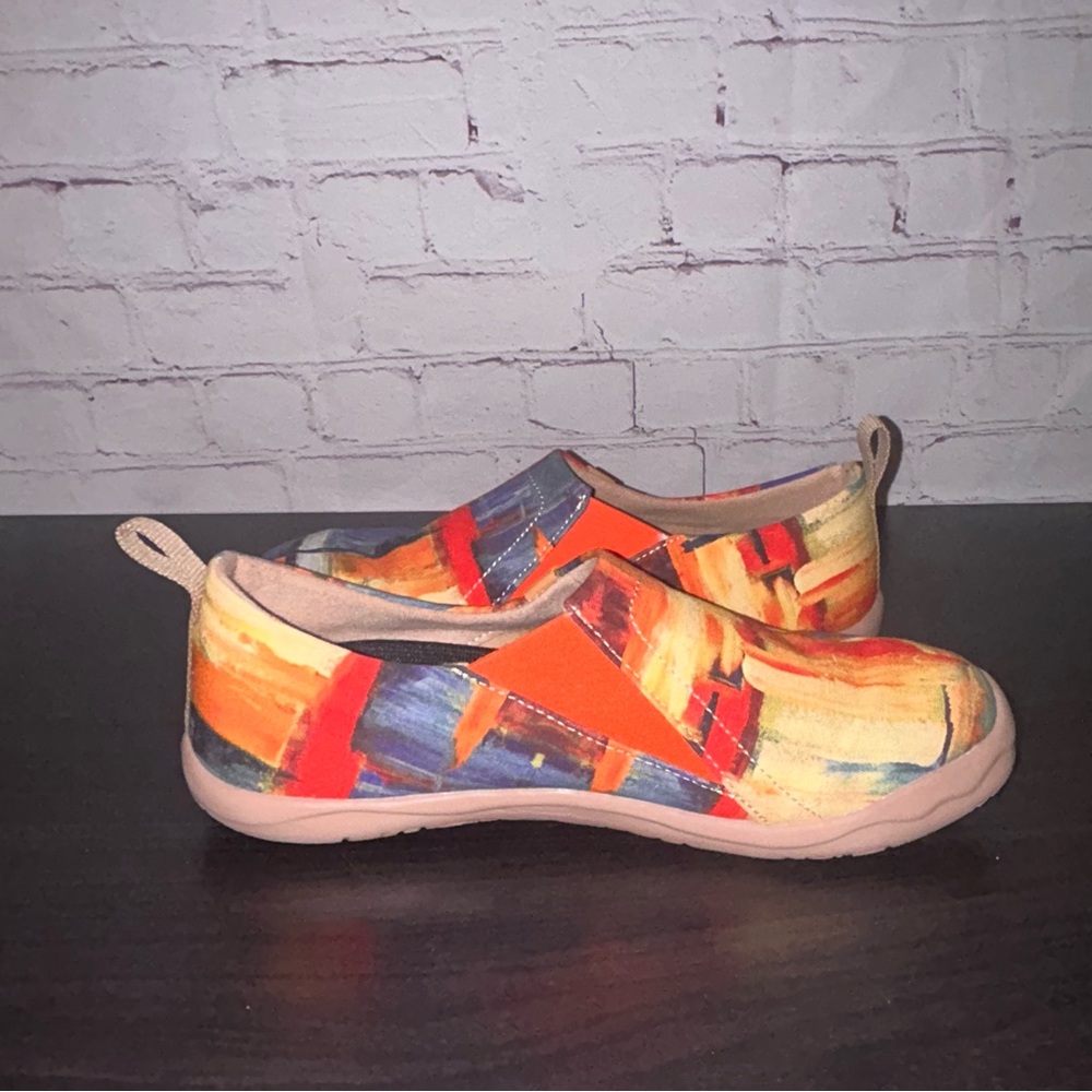 UIN COLOR BRUSH TOLEDO slip ons women’s size 7.5 - Picture 2 of 8